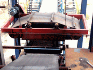 自卸式除鐵器使用現(xiàn)場